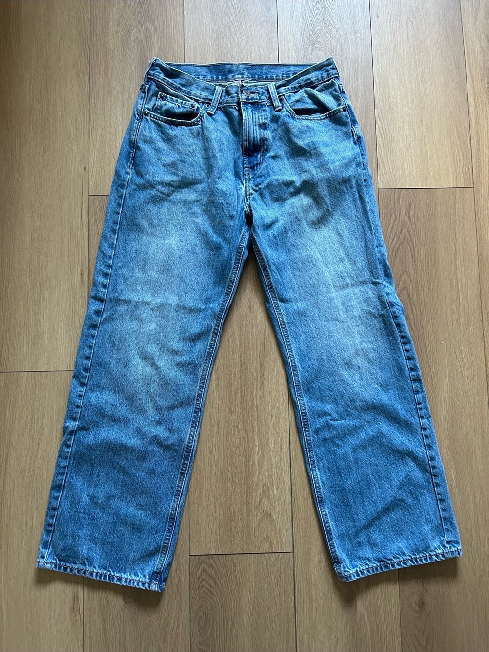 Old Navy Men's Relaxed Straight Blue Jeans